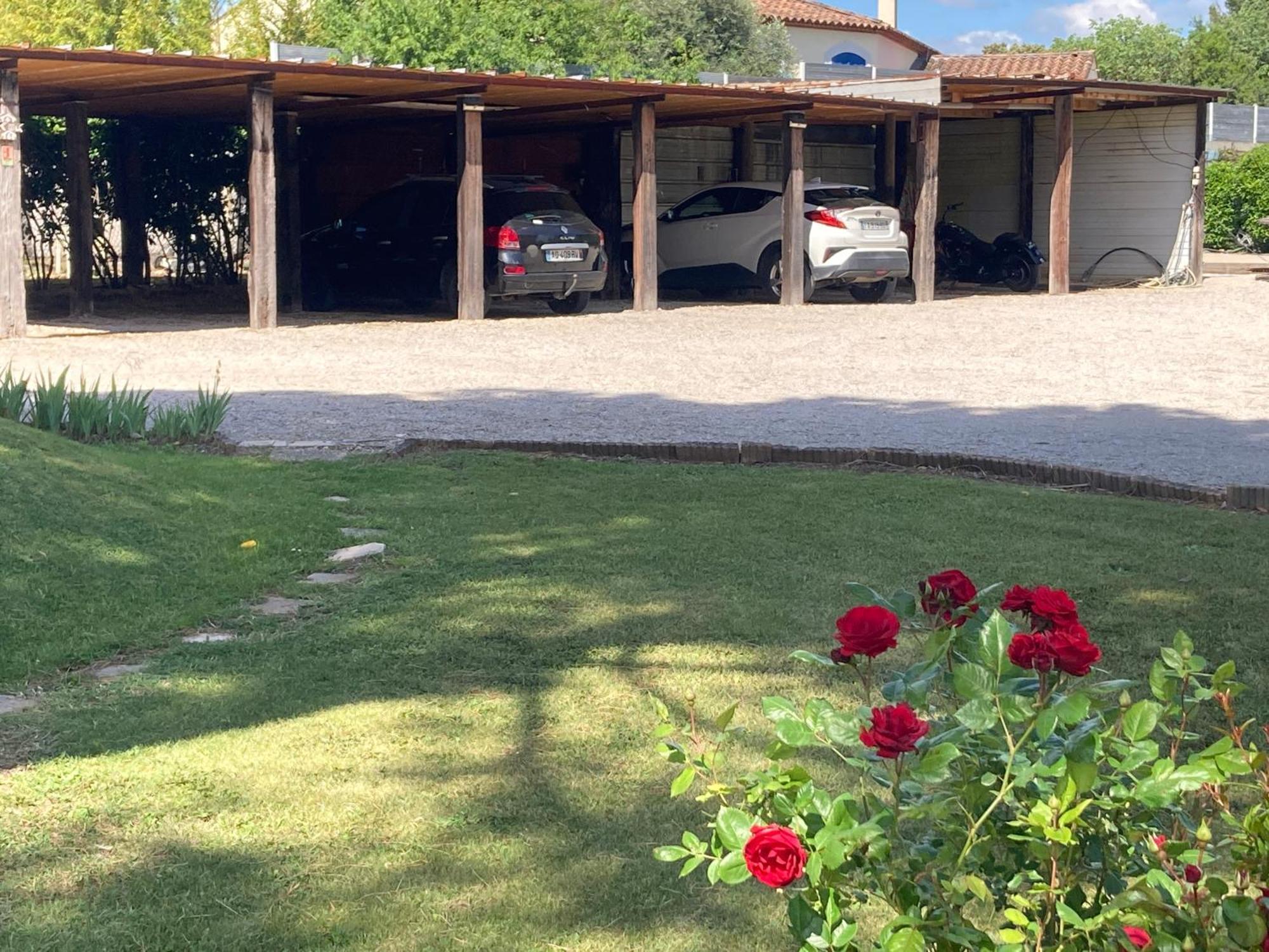 Les Bougainvillees De Camargue Villetelle ภายนอก รูปภาพ